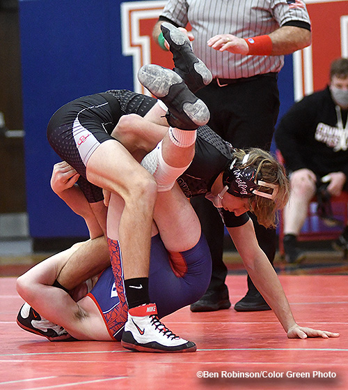 Read more about the article 2020-21: BUCCS DOMINANT IN DUALS AT PIQUA
